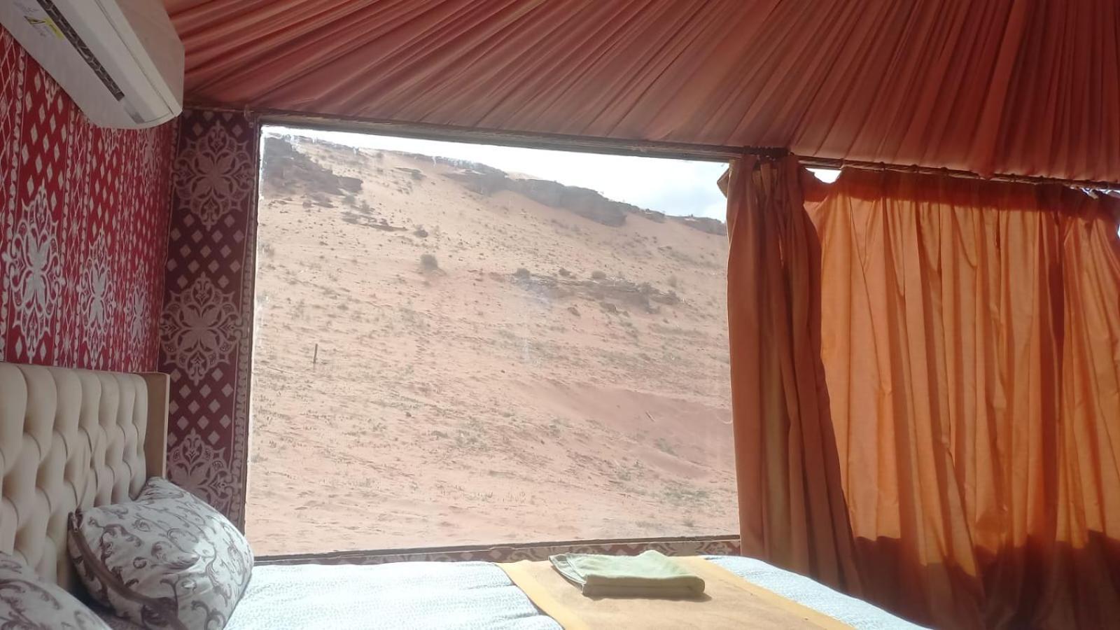 Al Raha Luxury Camp Hotel Wadi Rum Exterior photo
