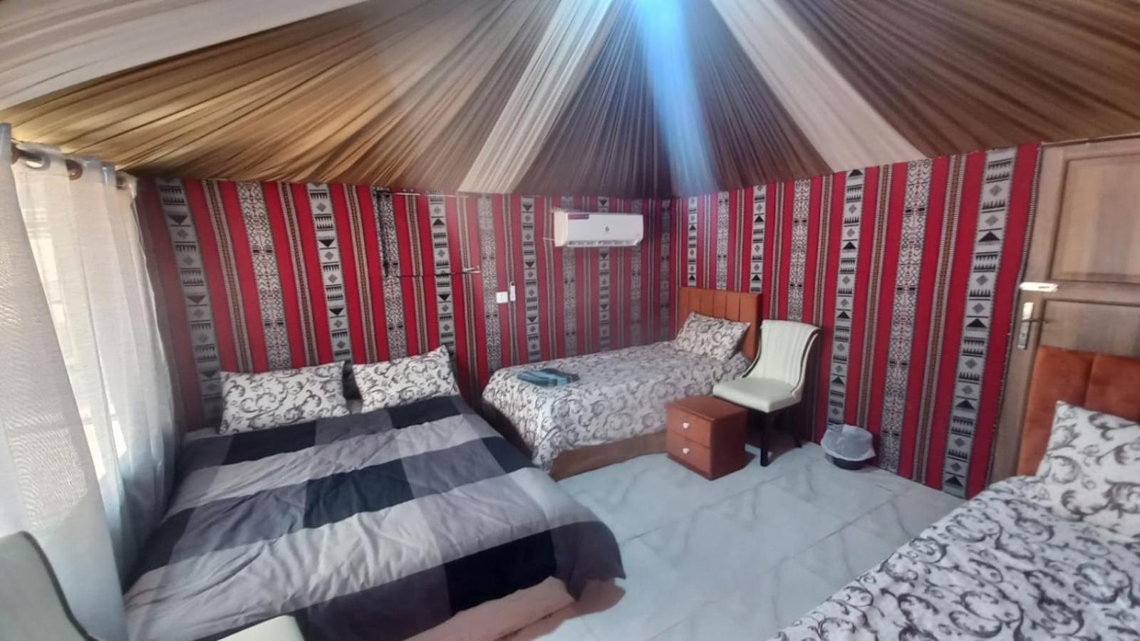 Al Raha Luxury Camp Hotel Wadi Rum Exterior photo