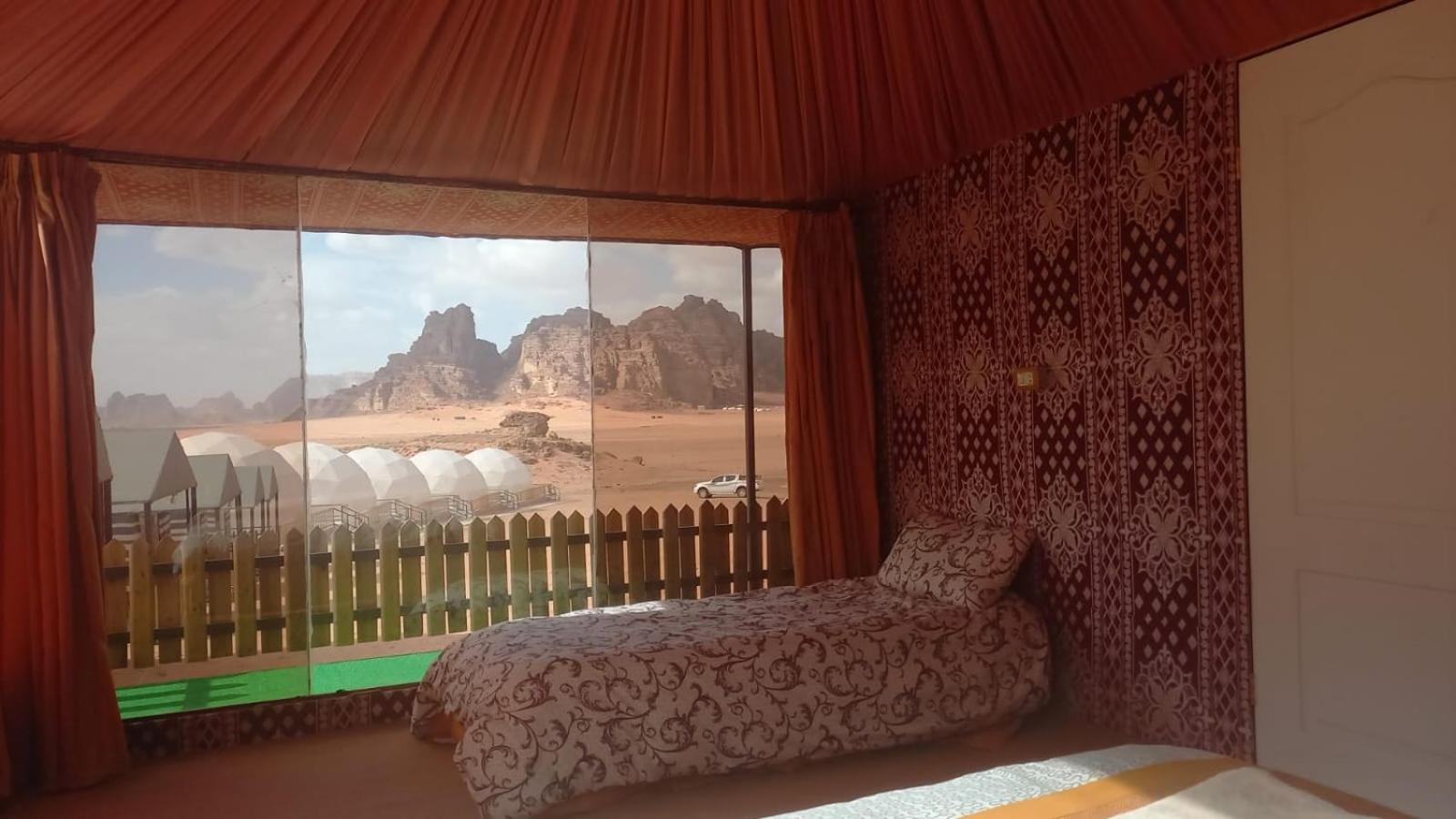 Al Raha Luxury Camp Hotel Wadi Rum Exterior photo